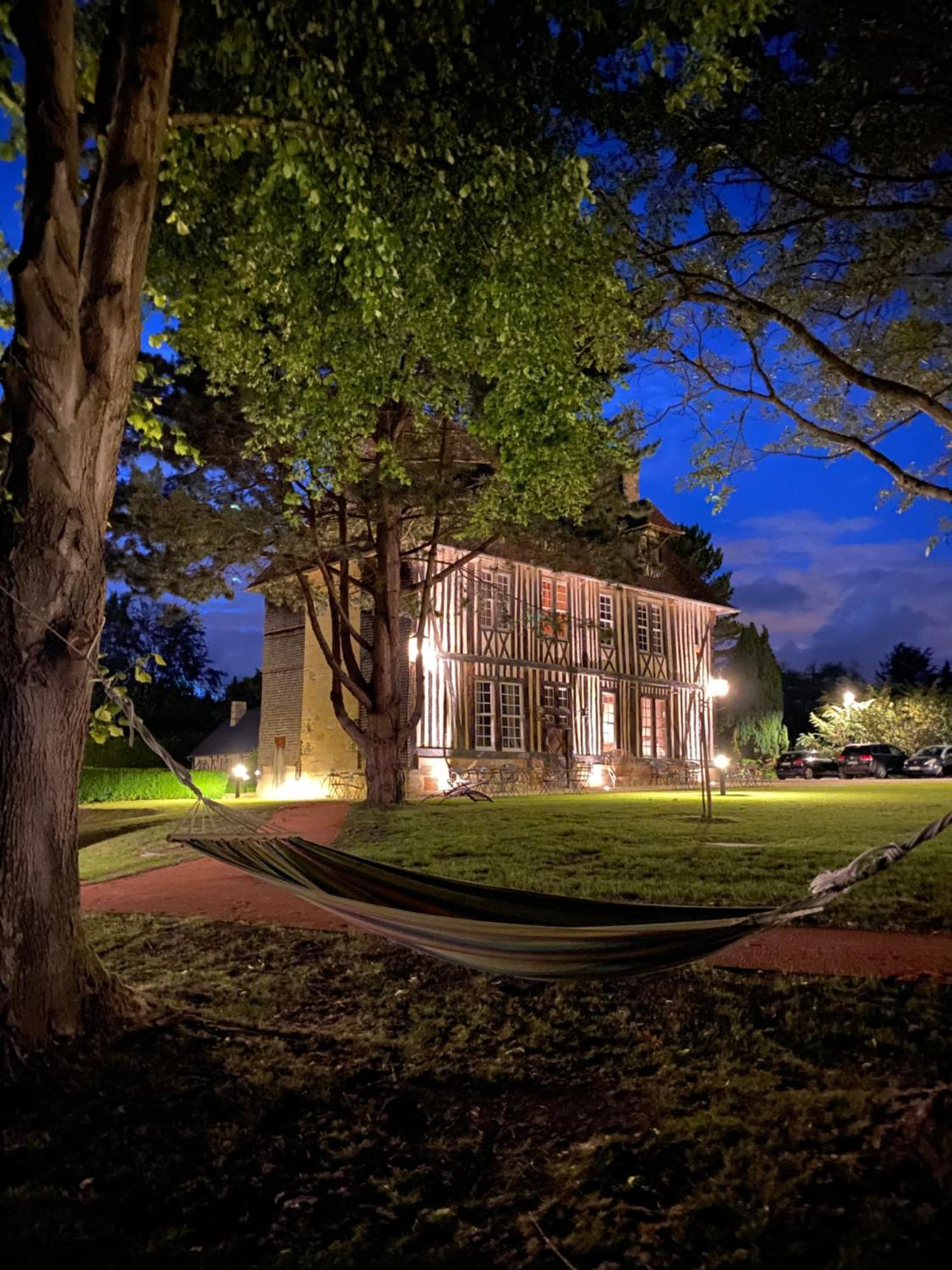 Les Manoirs Des Portes De Deauville - Small Luxury Hotel Of The World Canapville  Exteriér fotografie